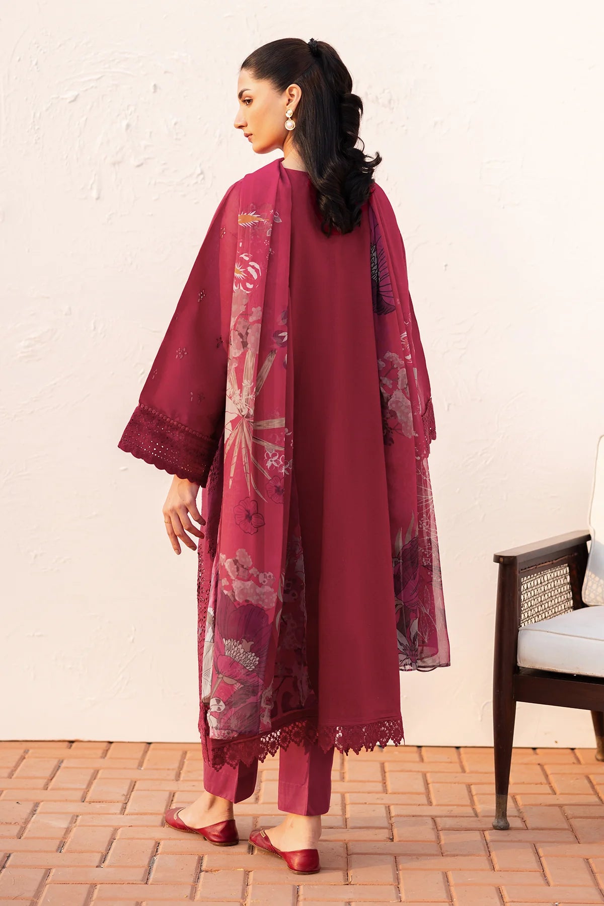 EMBROIDERED PRINTED LAWN UF-4144