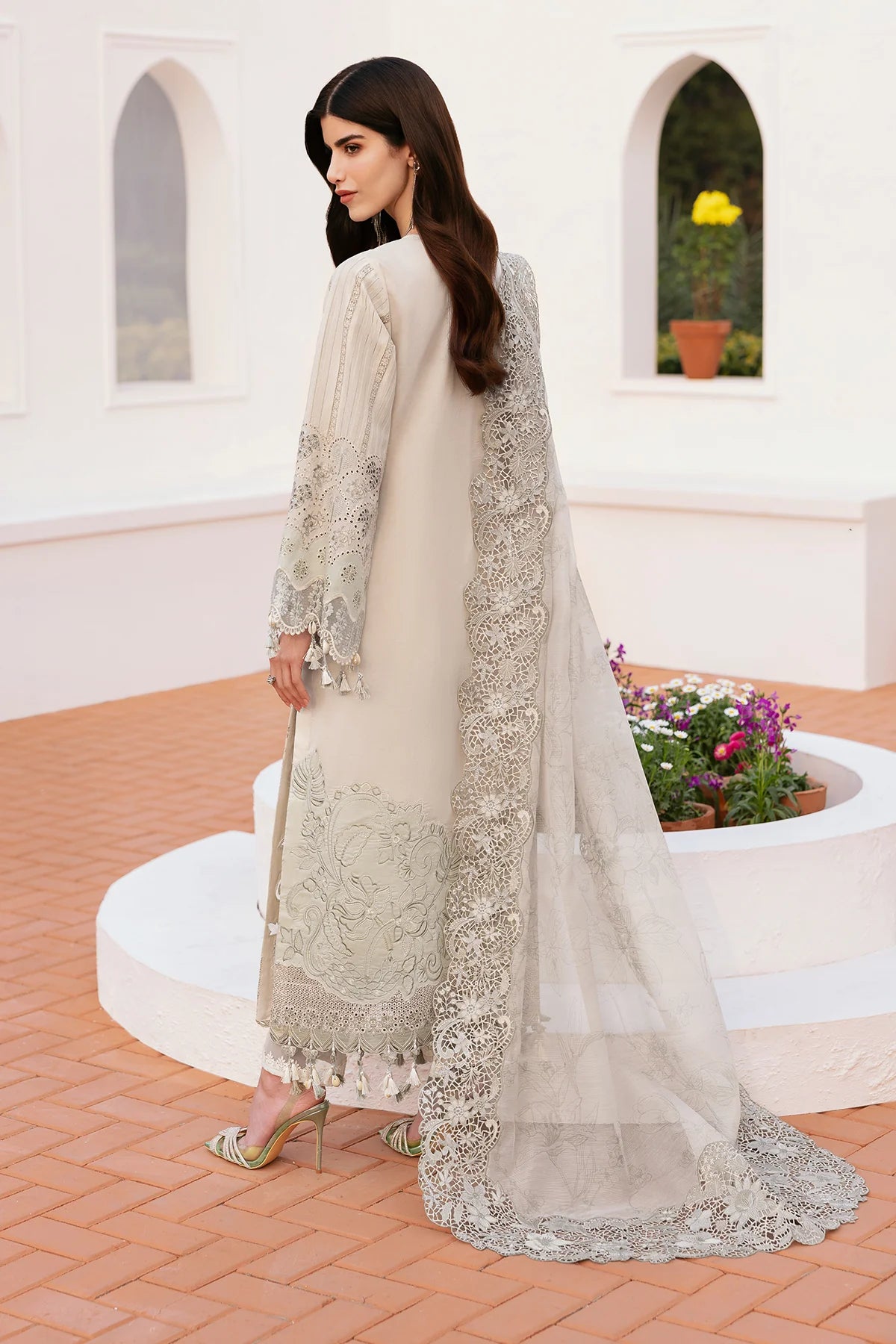 EMBROIDERED LAWN EL-D04