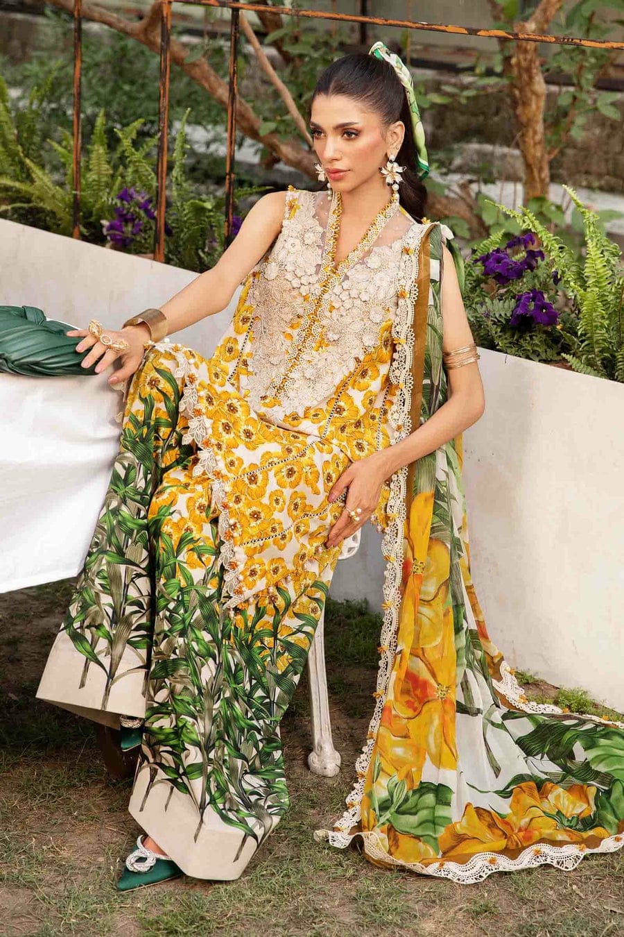 3 Piece Embroidered Lawn Suit | MPT-2606-A