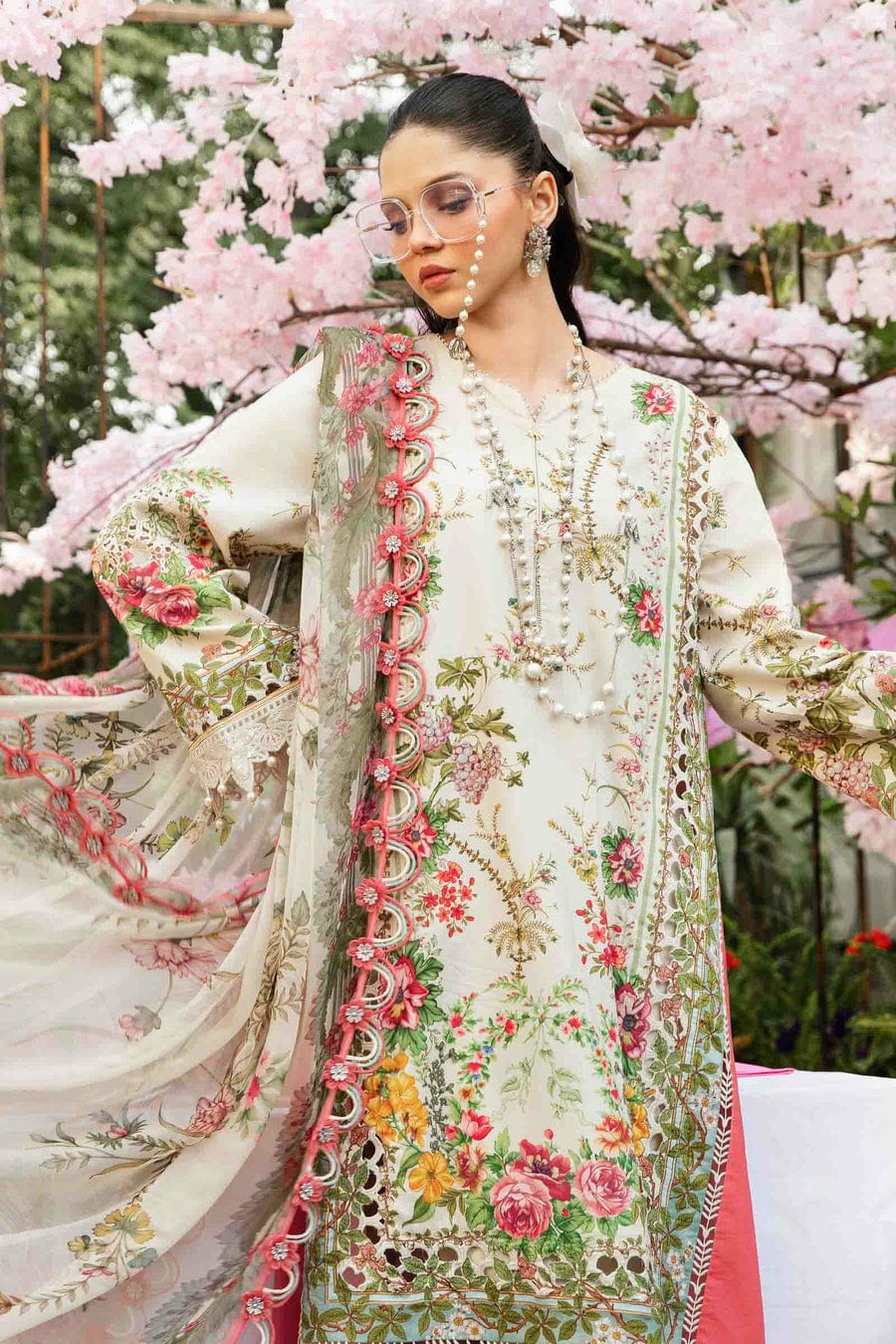 3 Piece Embroidered Lawn Suit | MPT-2605-A