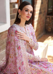 Zaina Lawn ’25 Zuri