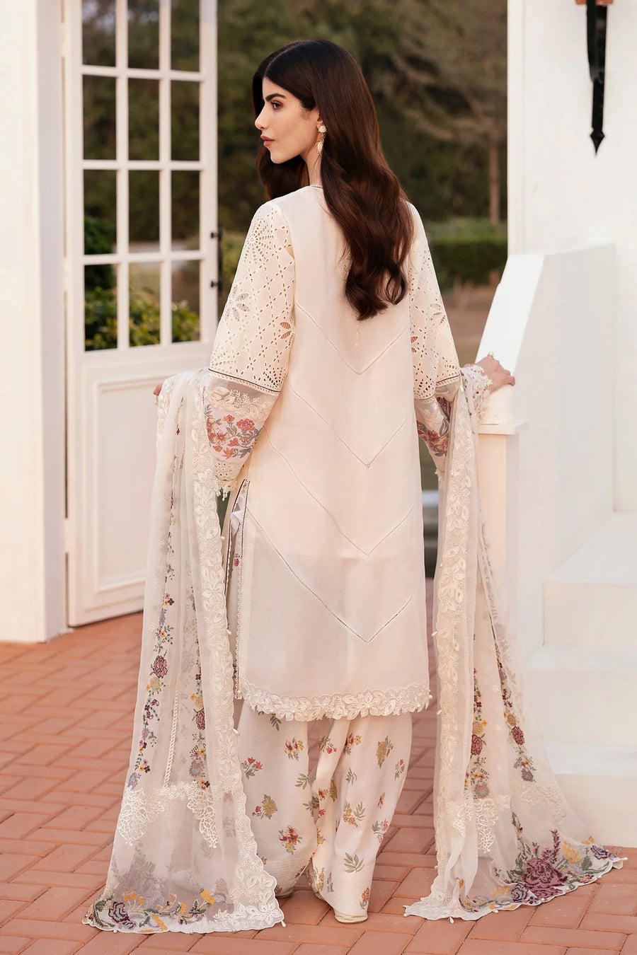 Baroque EMBROIDERED LAWN EL-D06