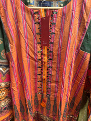 Sadabahar Lawn Embroidered Kurti