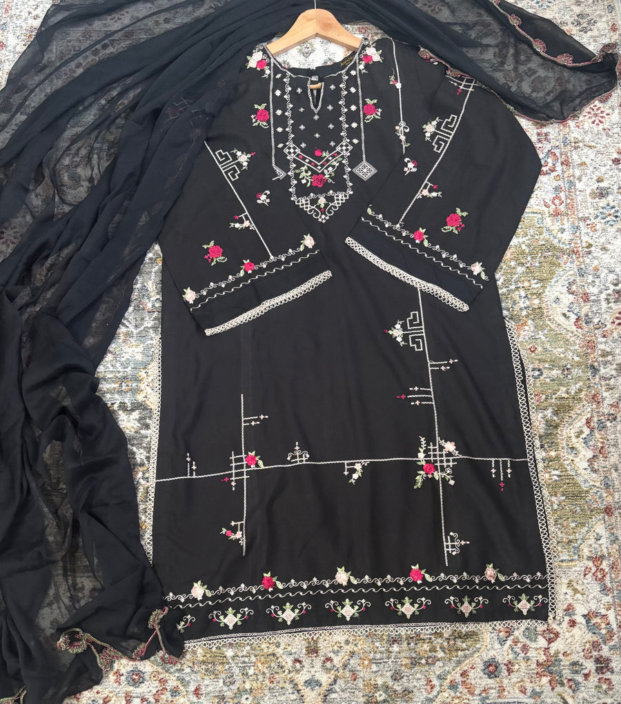 Agha noor two piece lawn suit shirt and chiffon dupatta