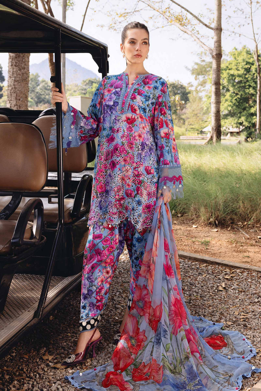 3 Piece Embroidered Lawn Suit