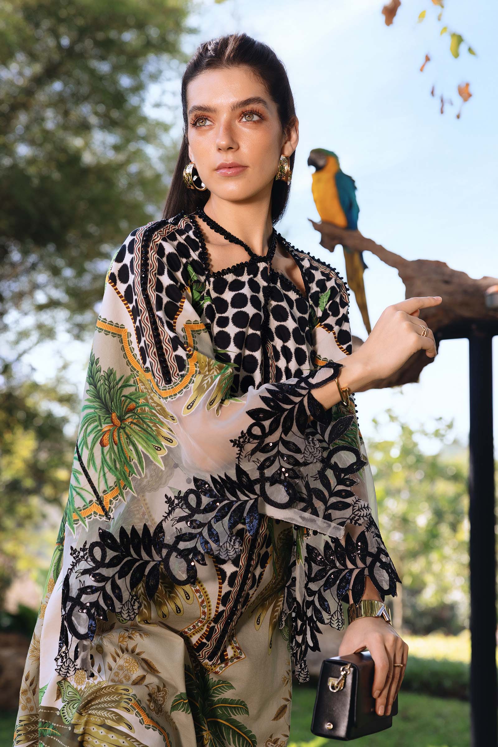 3 Piece Embroidered Lawn Suit