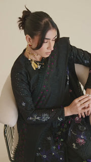 Suffuse Ready to wear Black