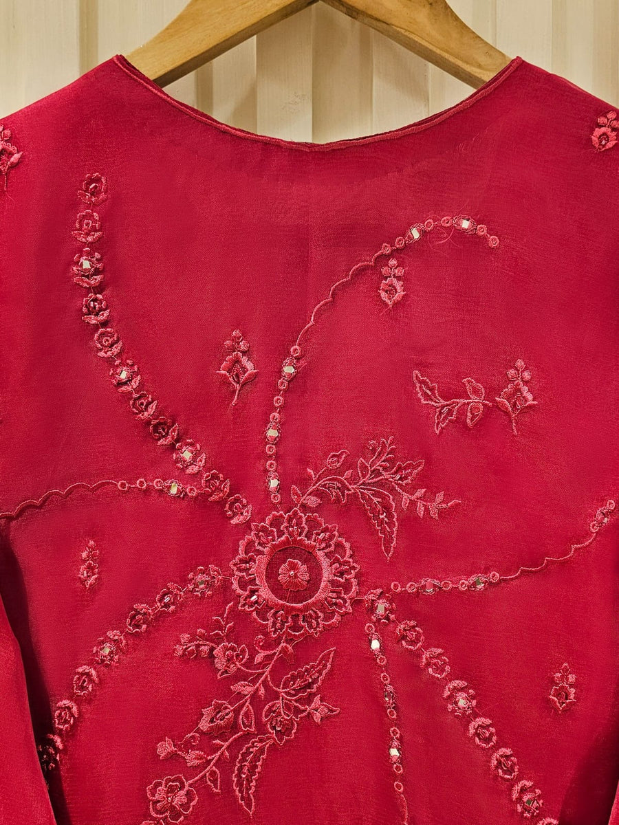 Agha Noor two-piece suit with silk trouser